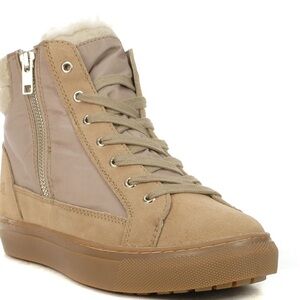 Beige Couger Winter Boots